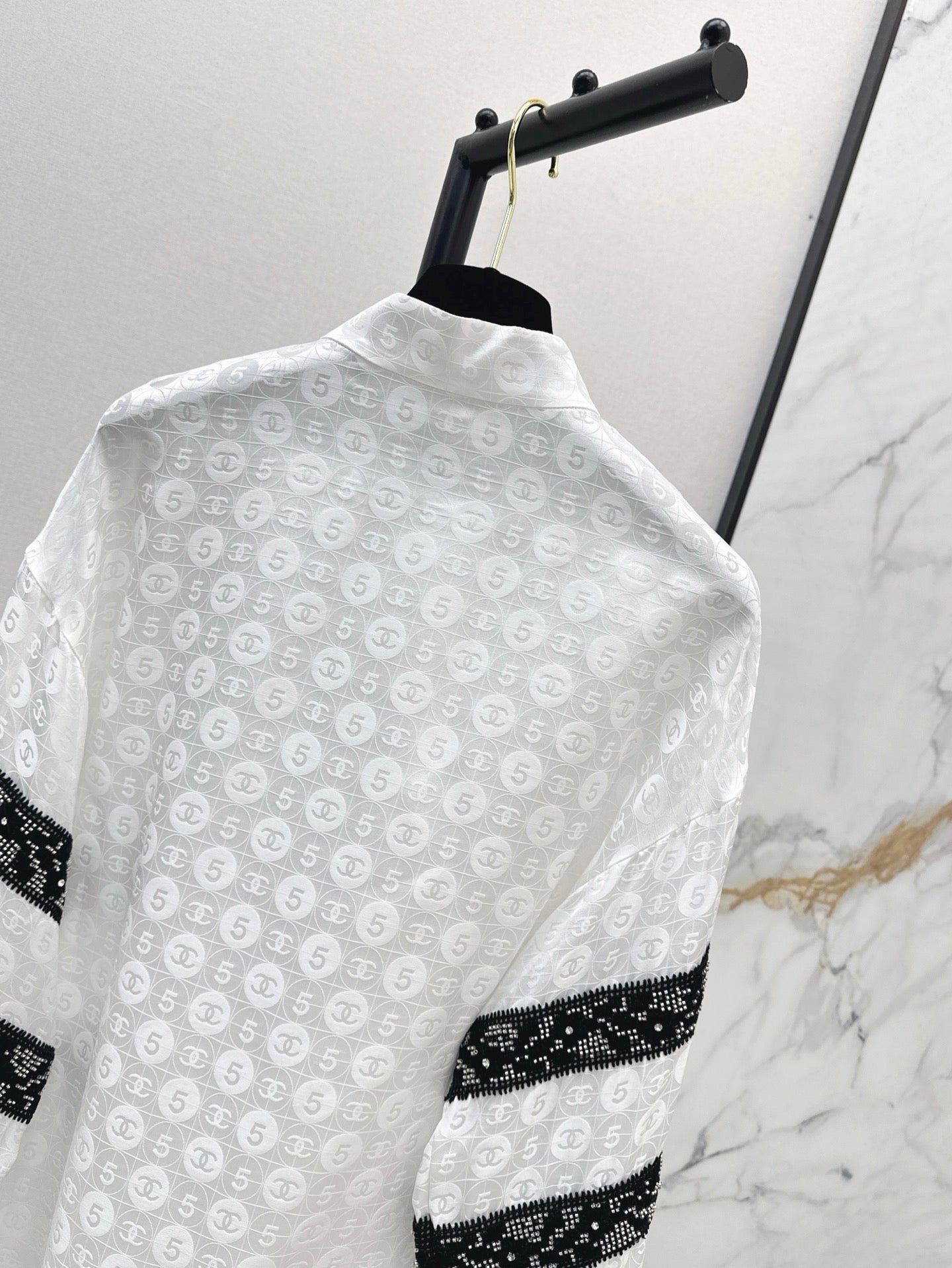 Ch 25ss Silk jacquard shirt