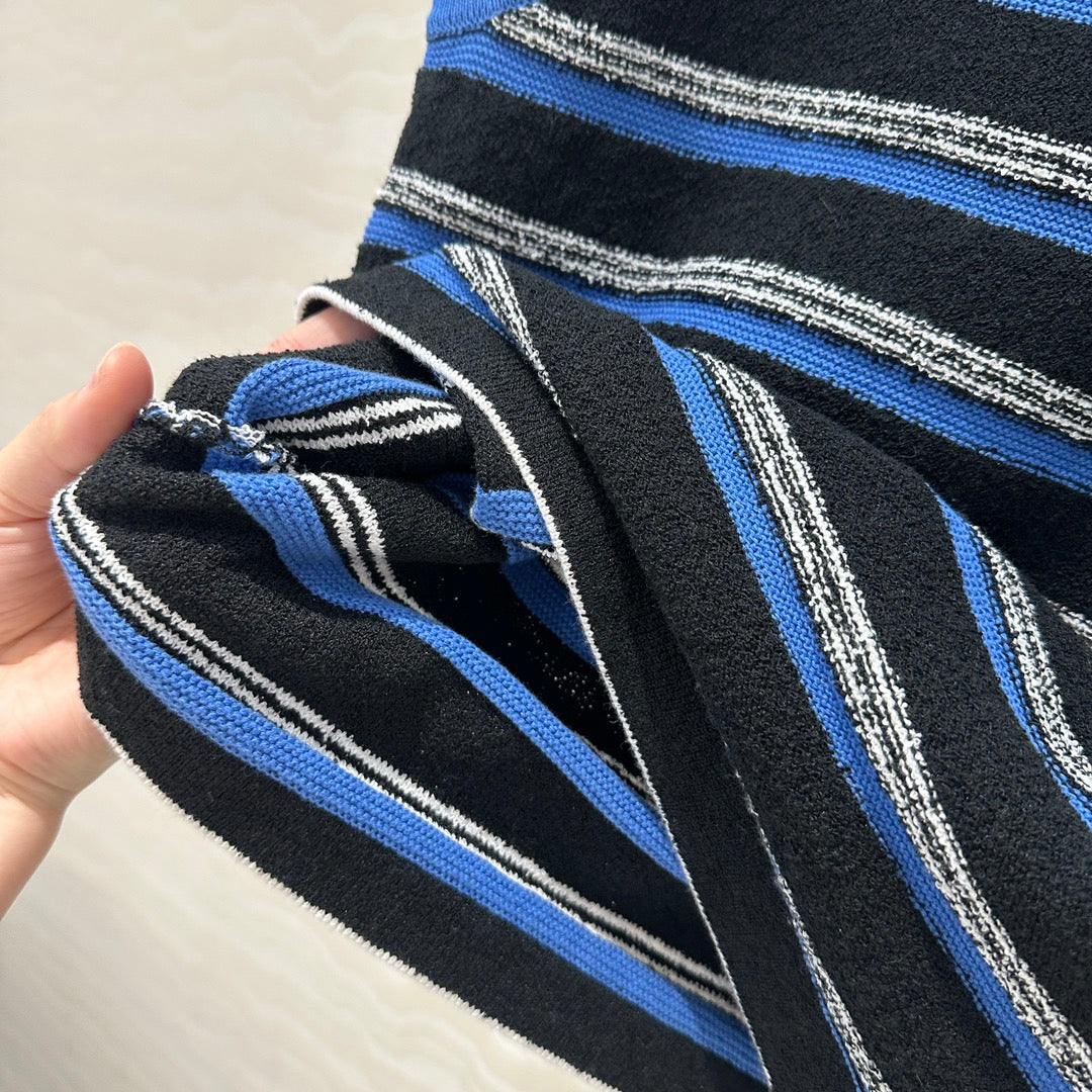 CH 25SS KNITTED VEST