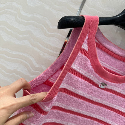 CH 25SS KNITTED VEST