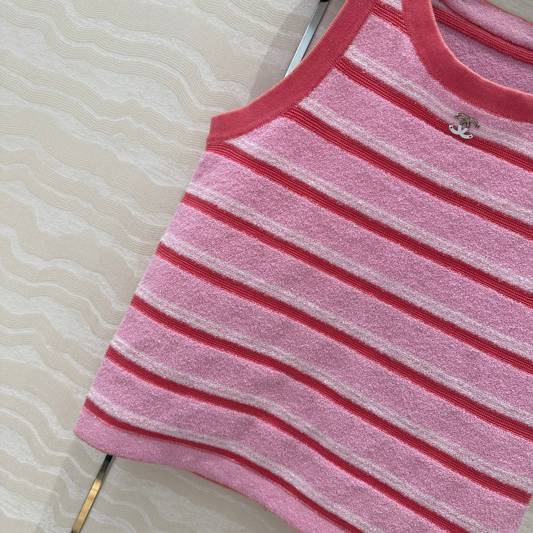 CH 25SS KNITTED VEST