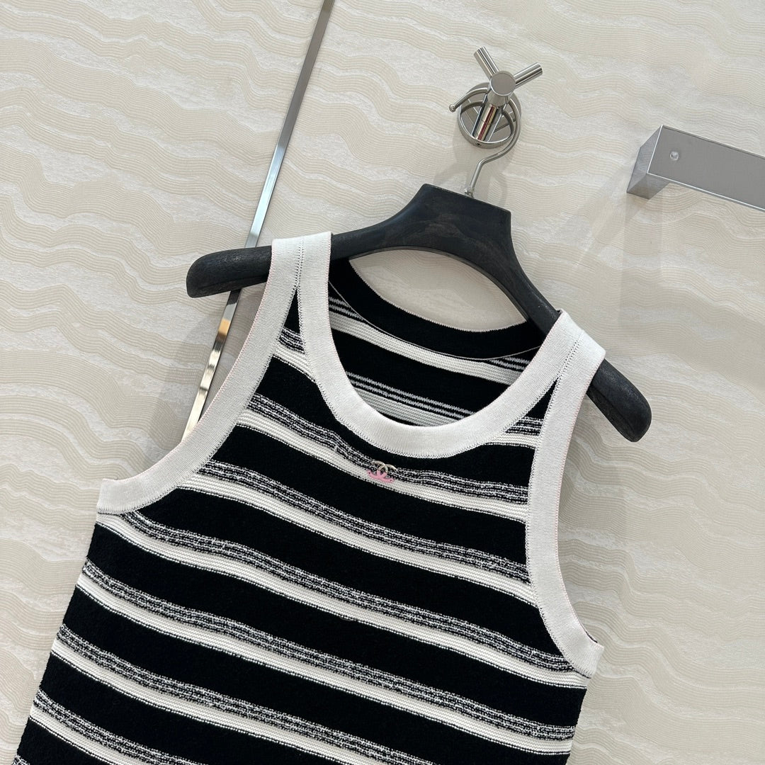 CH 25SS KNITTED VEST