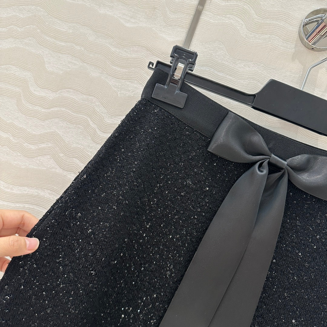 Ch 25ss beaded skirt