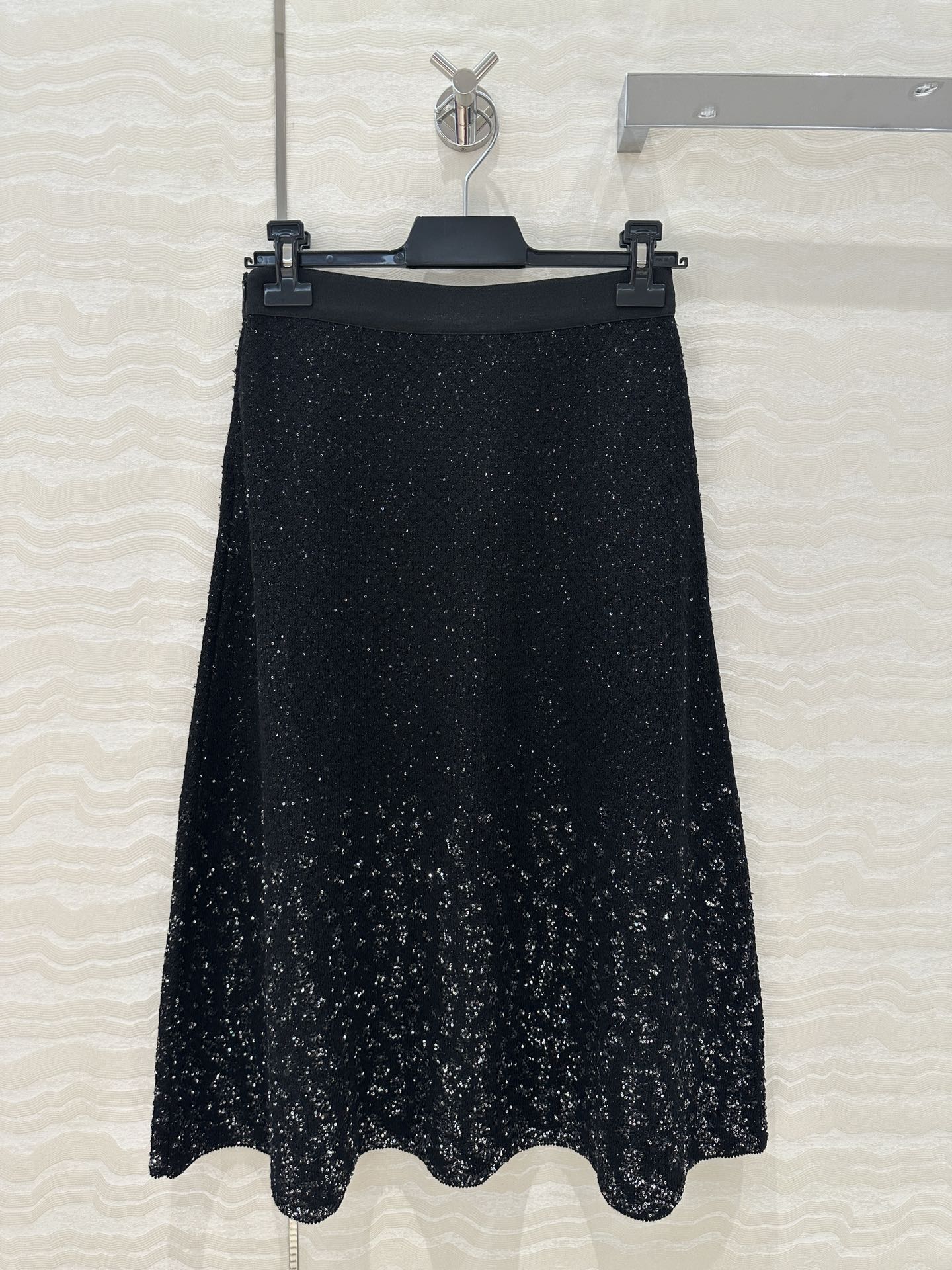 Ch 25ss beaded skirt