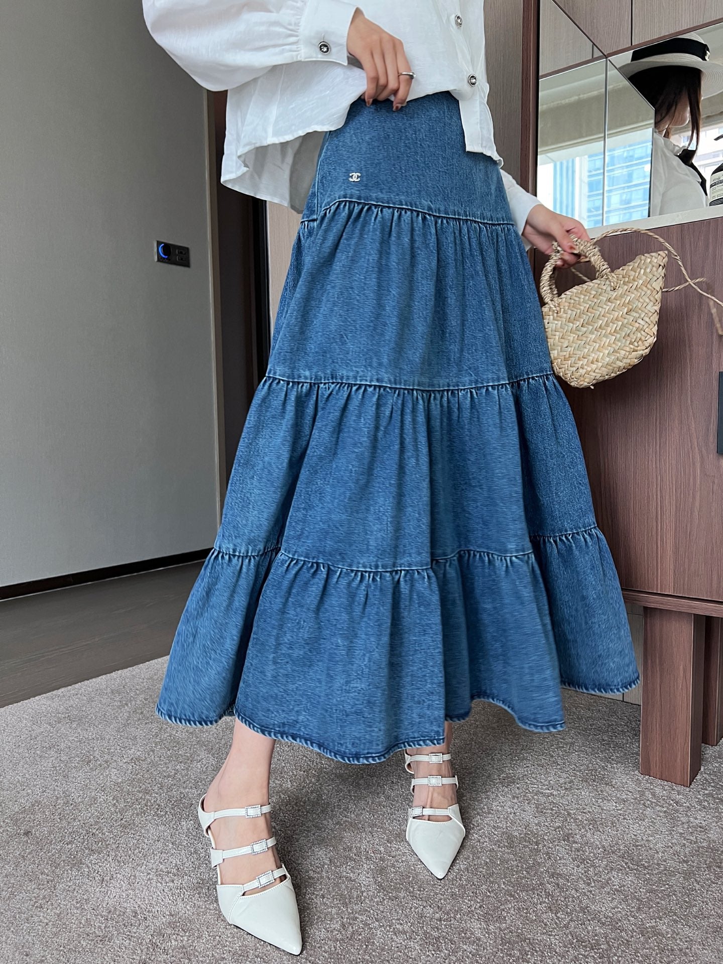 Ch 25ss ruffle skirt