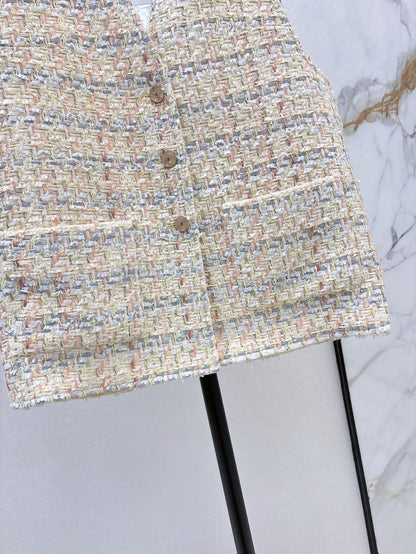 ch 25ss woven vest