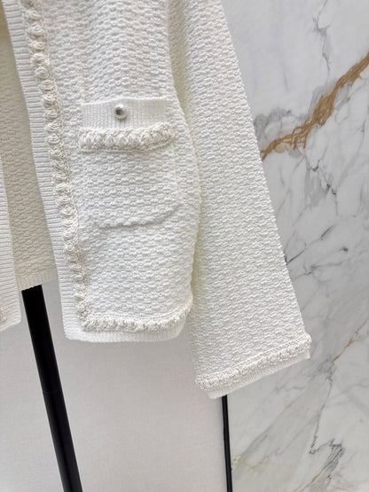 ch 25ss knit jacket