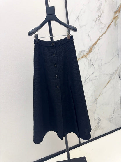 ch 25ss woven skirt