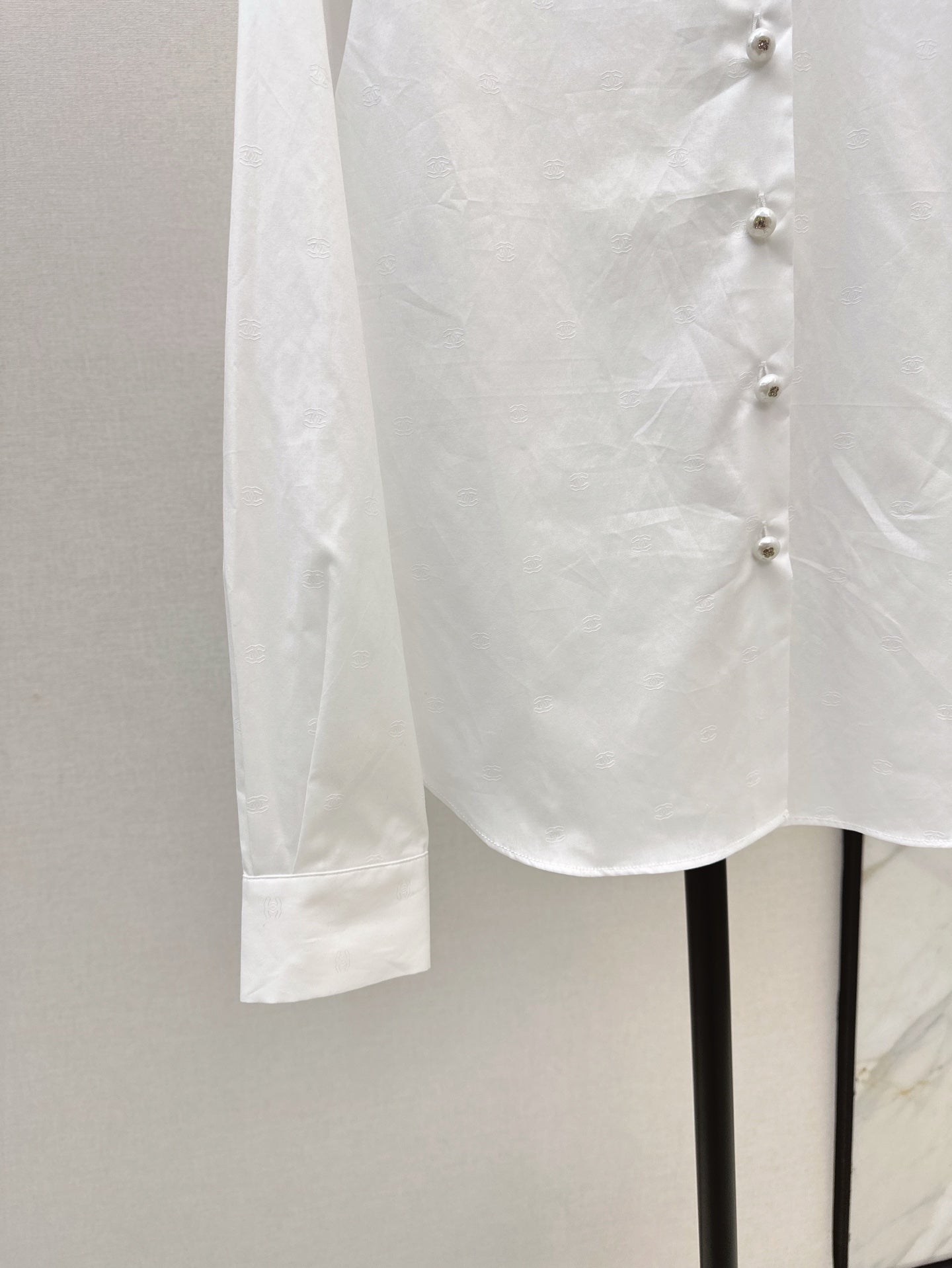 Ch 25ss beaded shirt