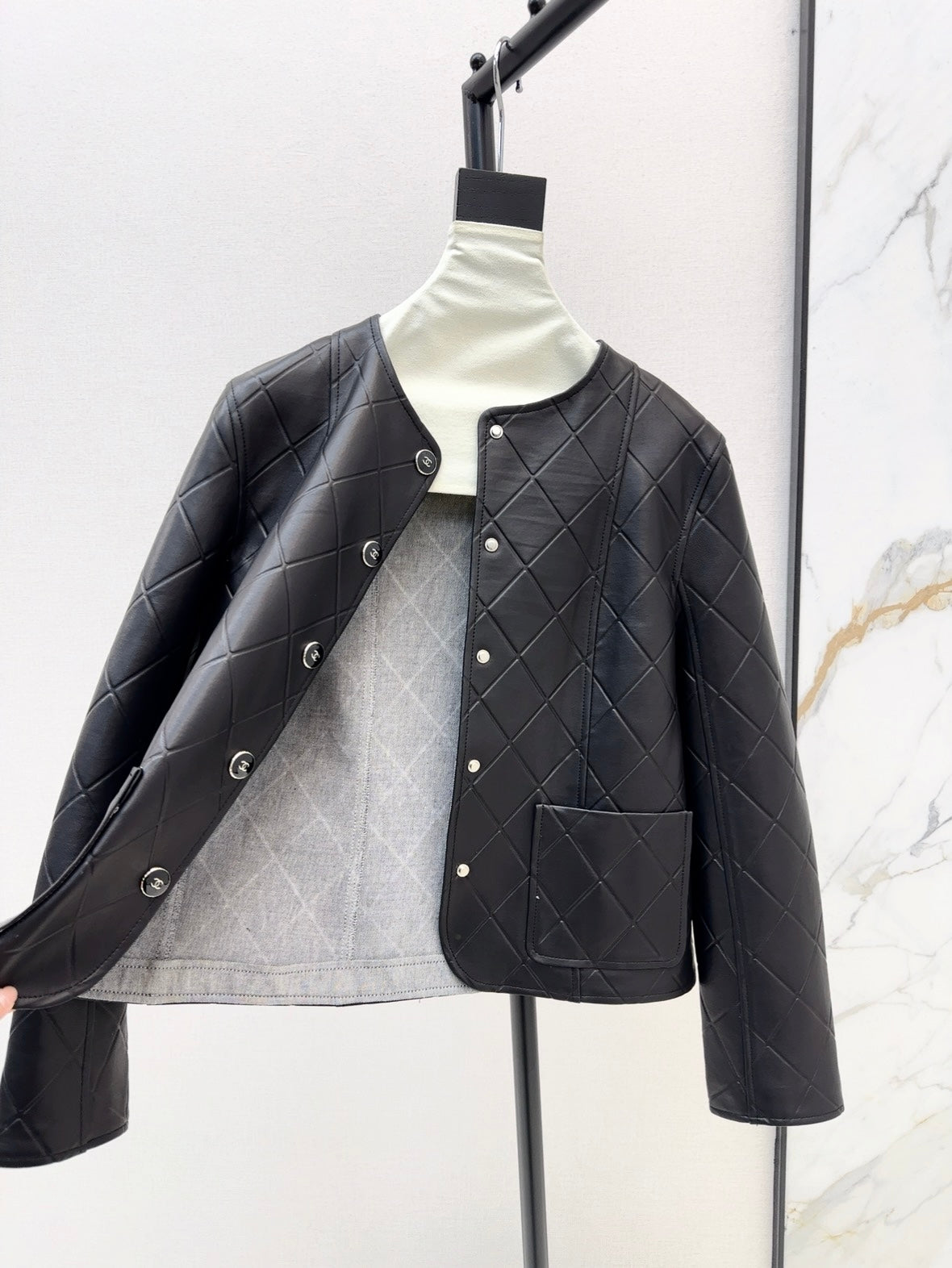 Ch 25ss genuine leather jacket