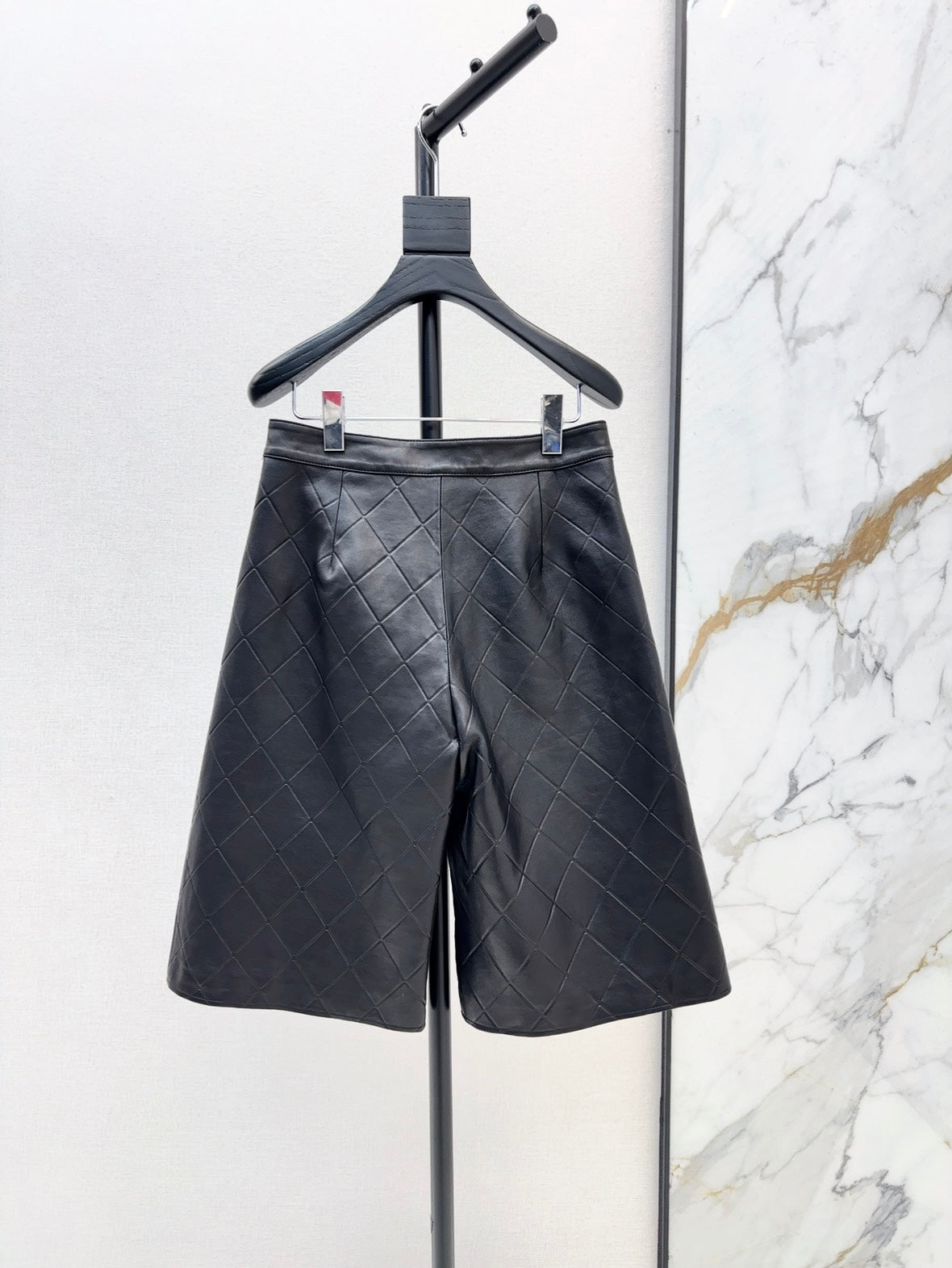 Ch 25ss genuine leather shorts
