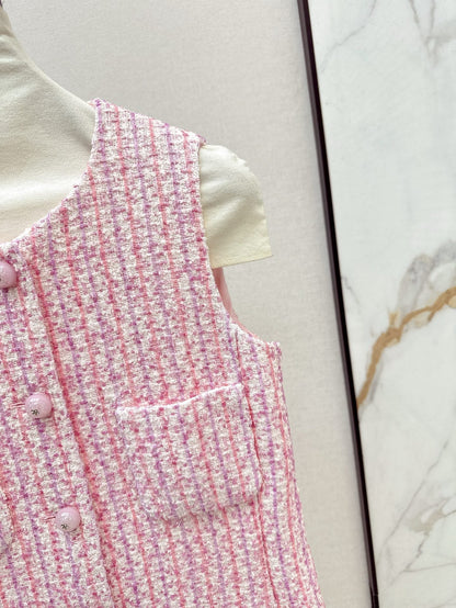 Ch 25ss woven vest