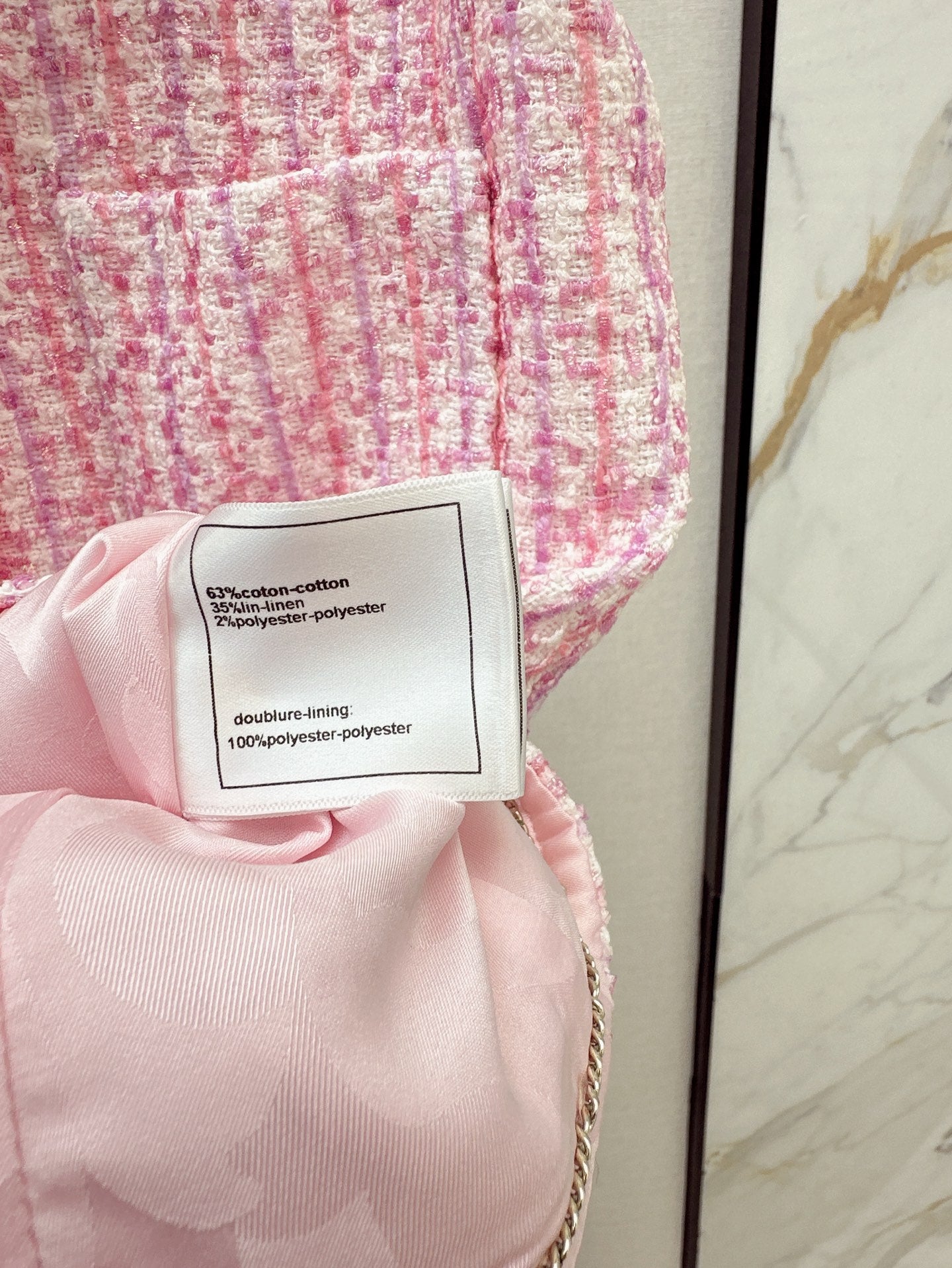 Ch 25ss woven vest