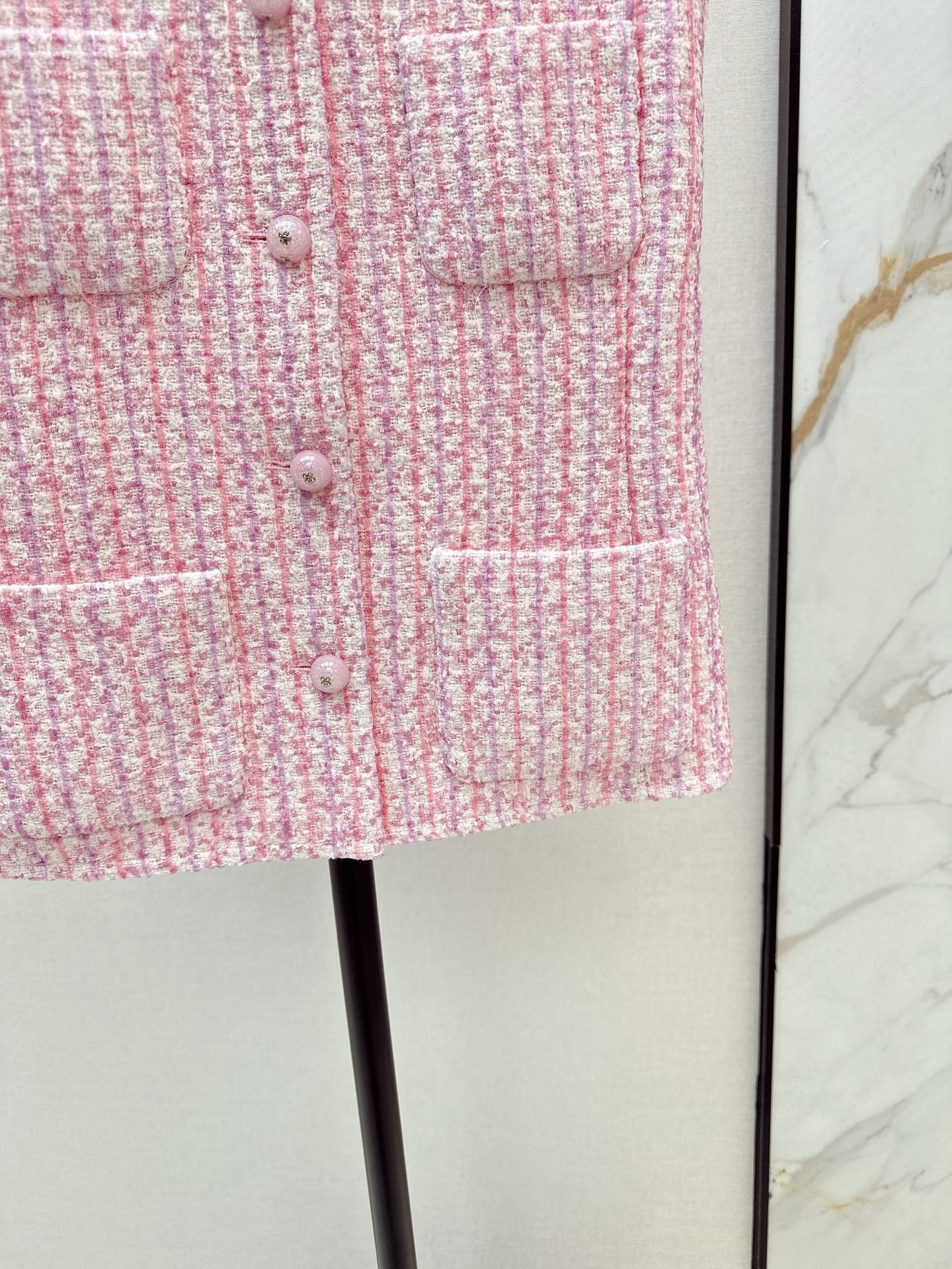 Ch 25ss woven vest