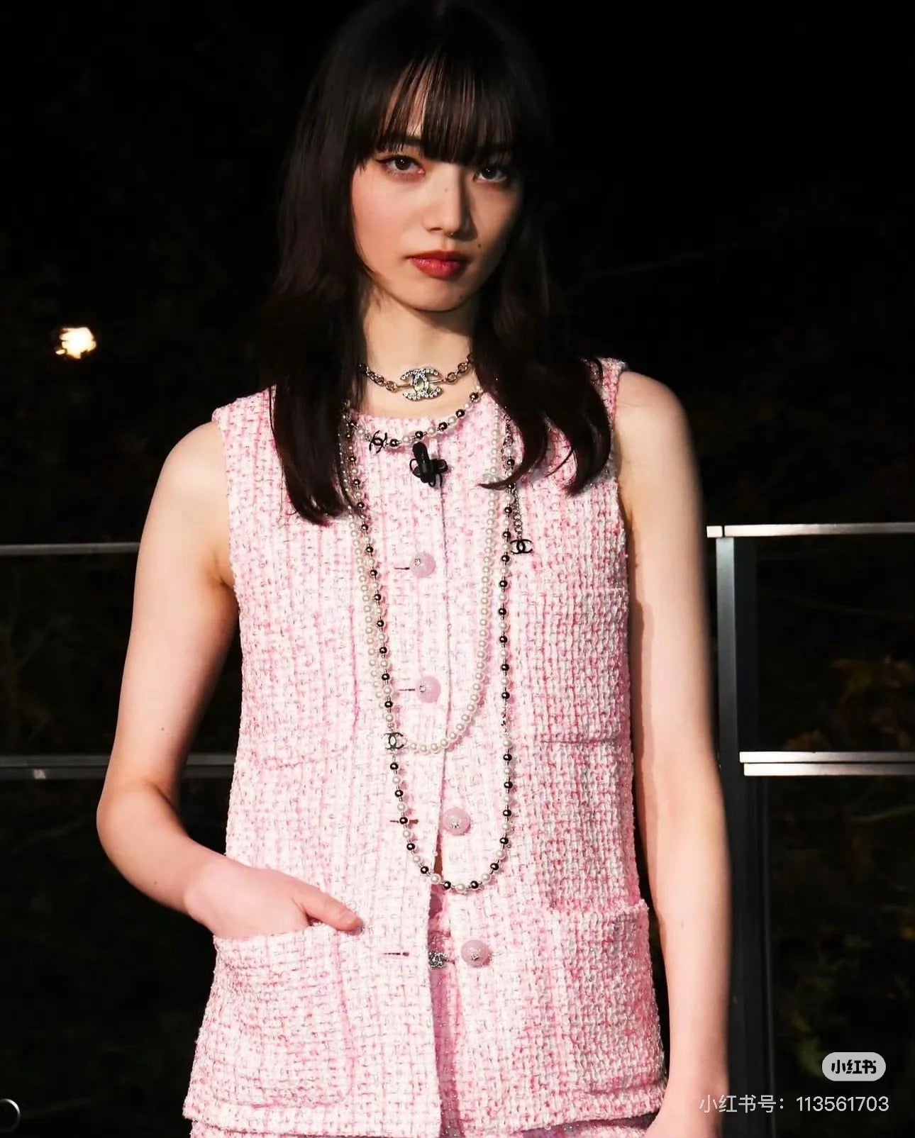 Ch 25ss woven vest