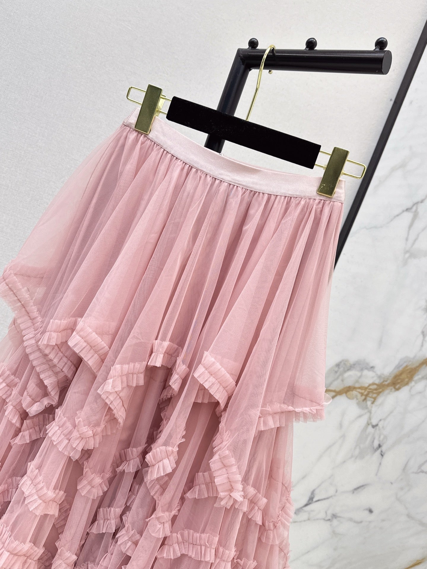 ch 25ss ruffle skirt