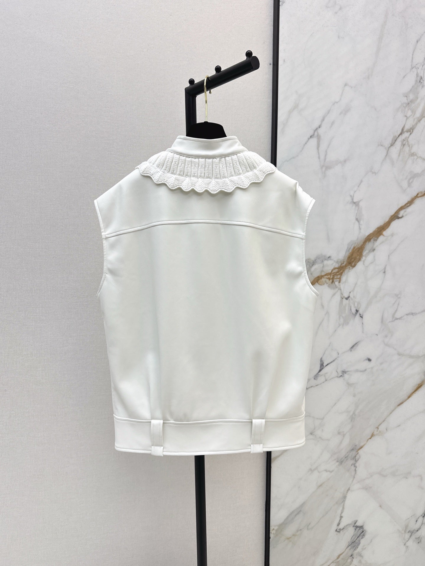 ch 25ss leather vest
