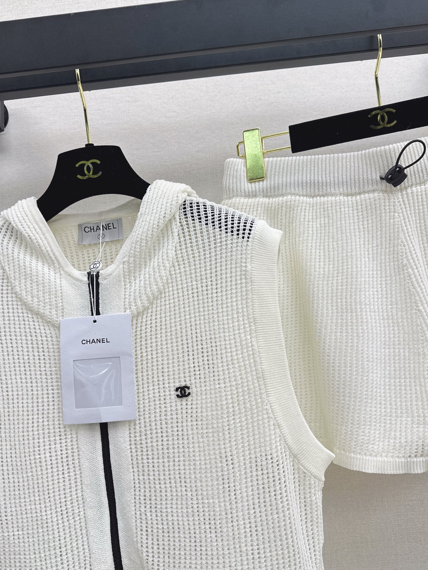Ch 25ss knit hollow set