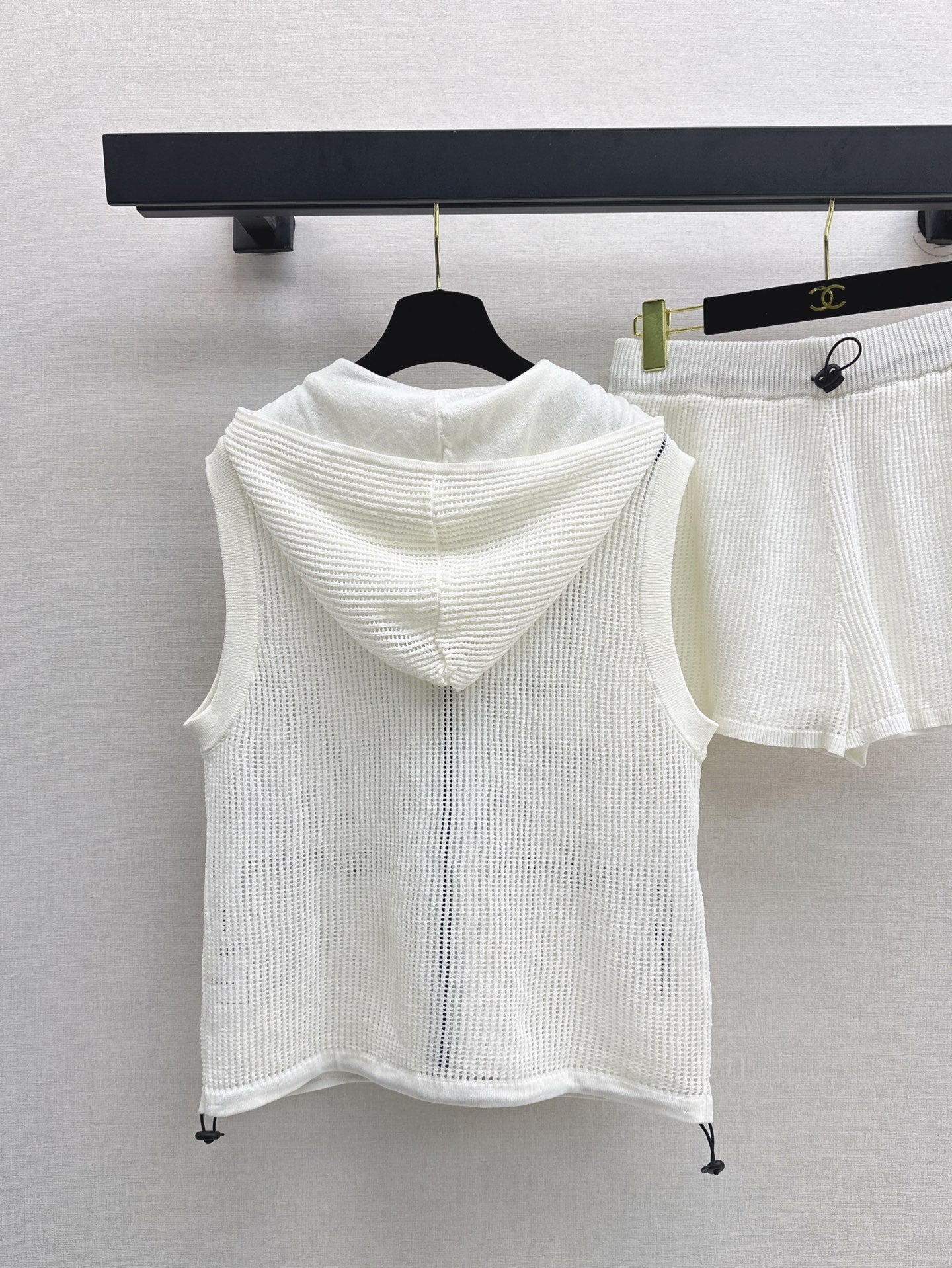 Ch 25ss knit hollow set