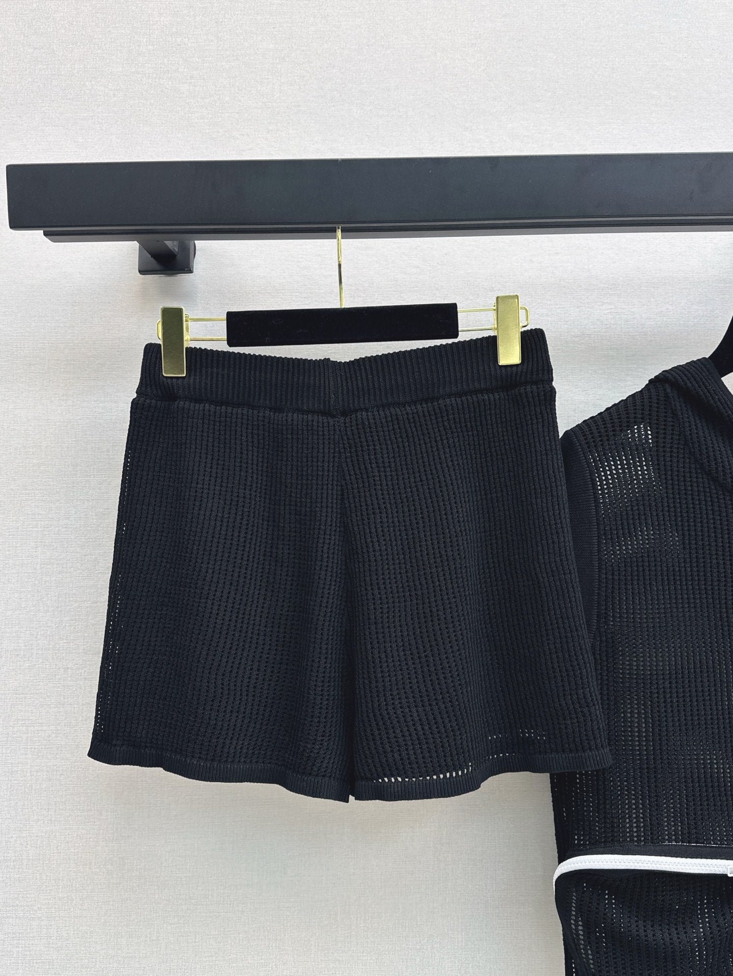 Ch 25ss knit hollow set