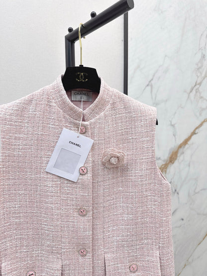 Ch 25ss woven vest