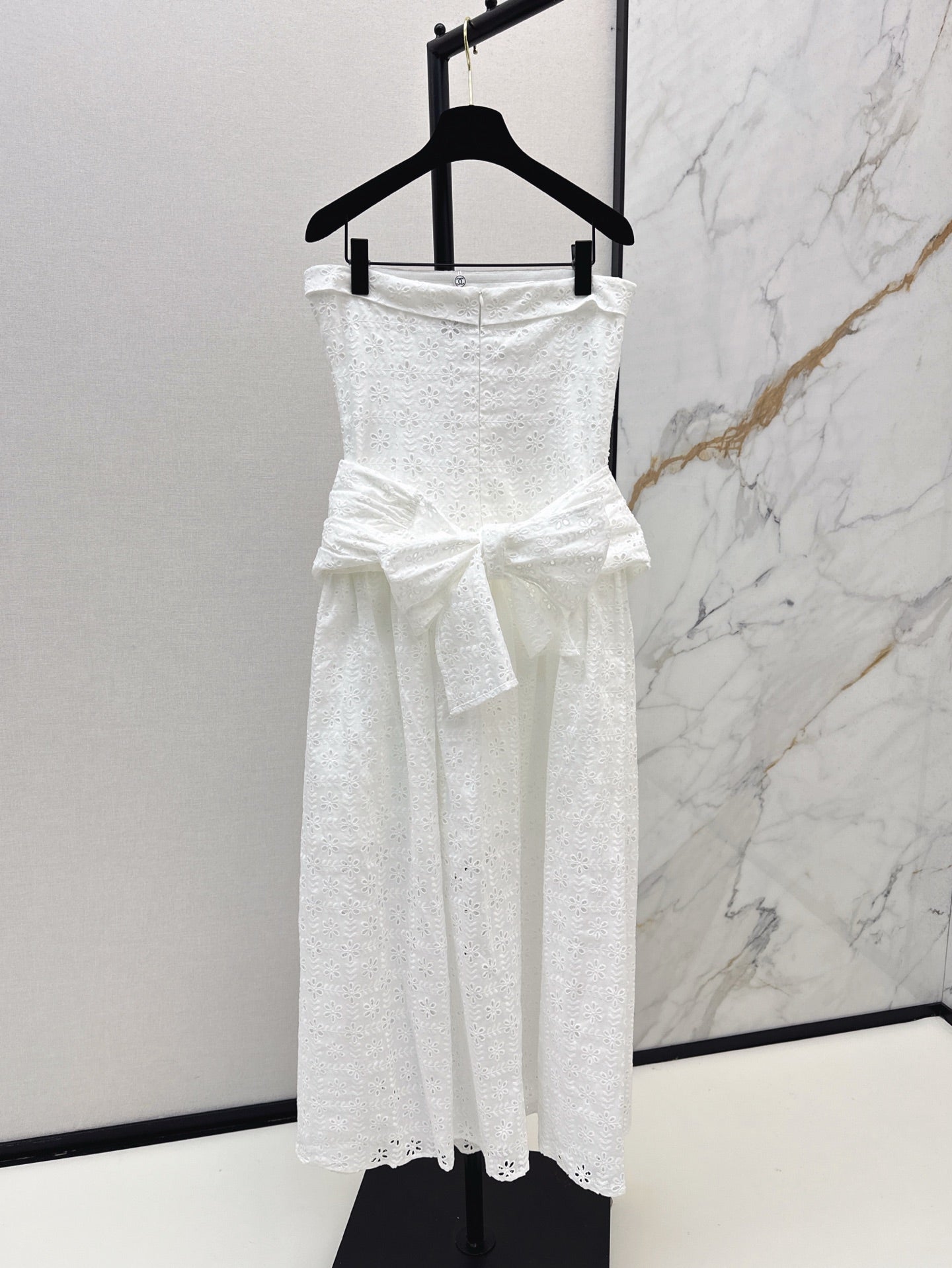 Chan 25ss embroidered dress