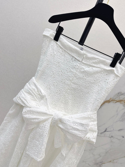 Chan 25ss embroidered dress