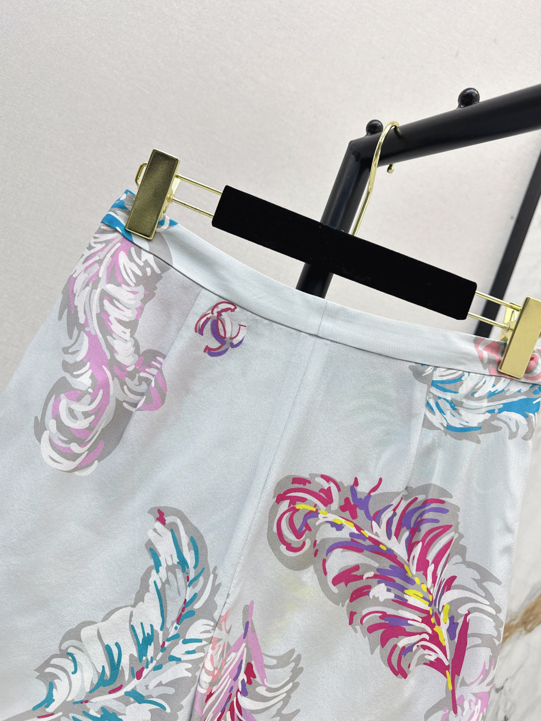 Chan 25ss silk short