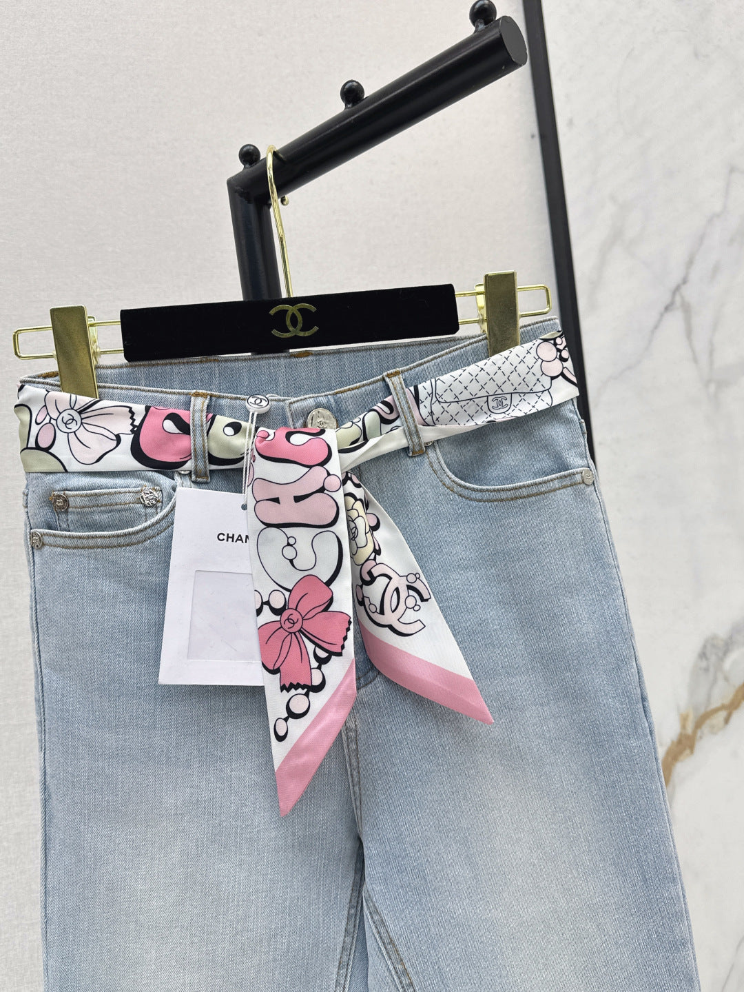 Chan 25ss scarf jeans