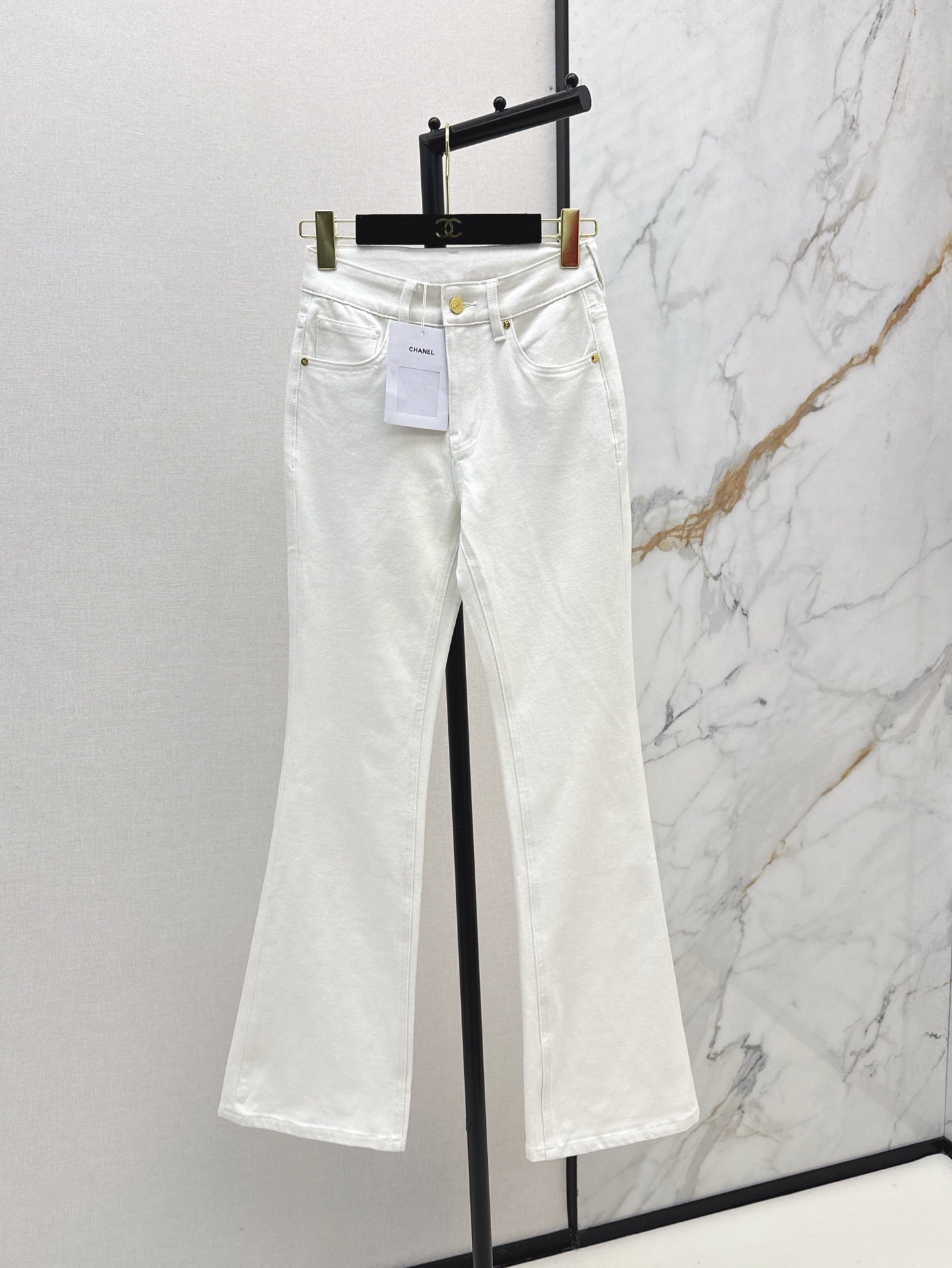 Chan 25ss embroidered jeans