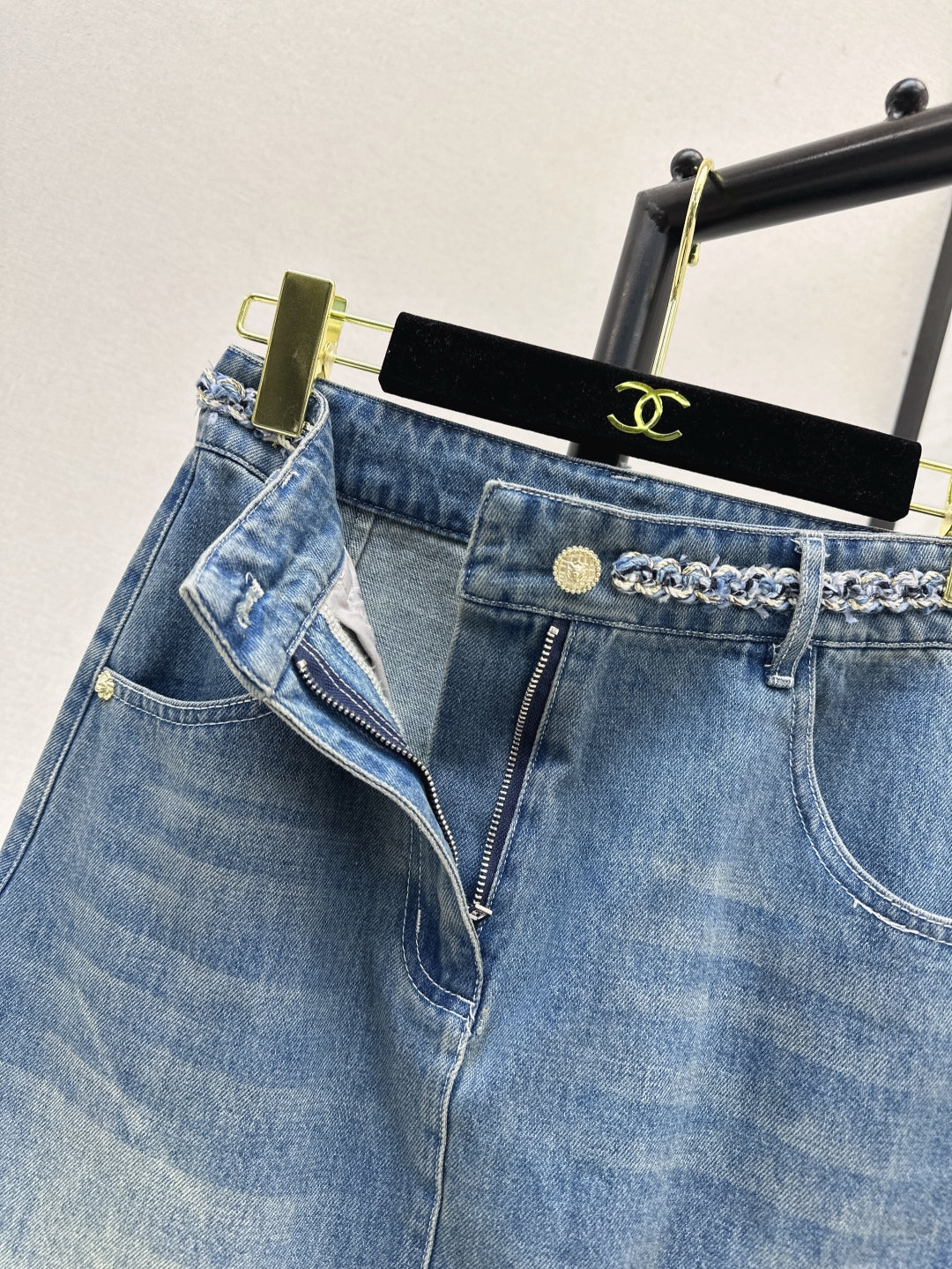 Chan 25ss denim skirt