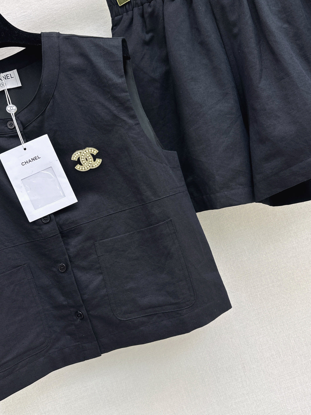 Chan 25ss vest short set