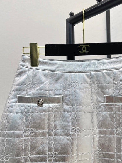 Chan 25ss leather skirt