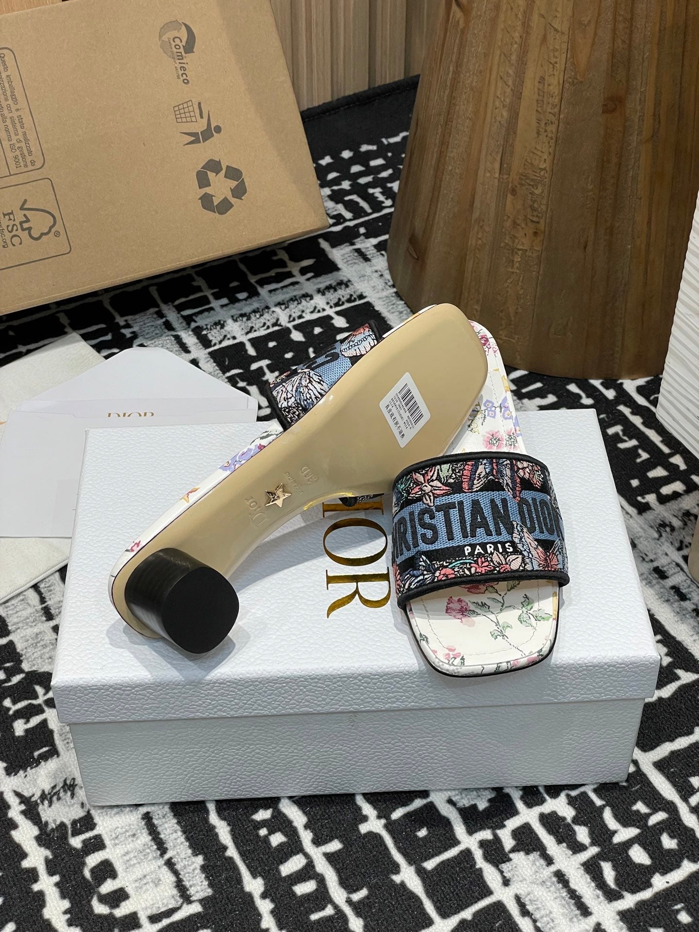 CD 25SS Dway slippers