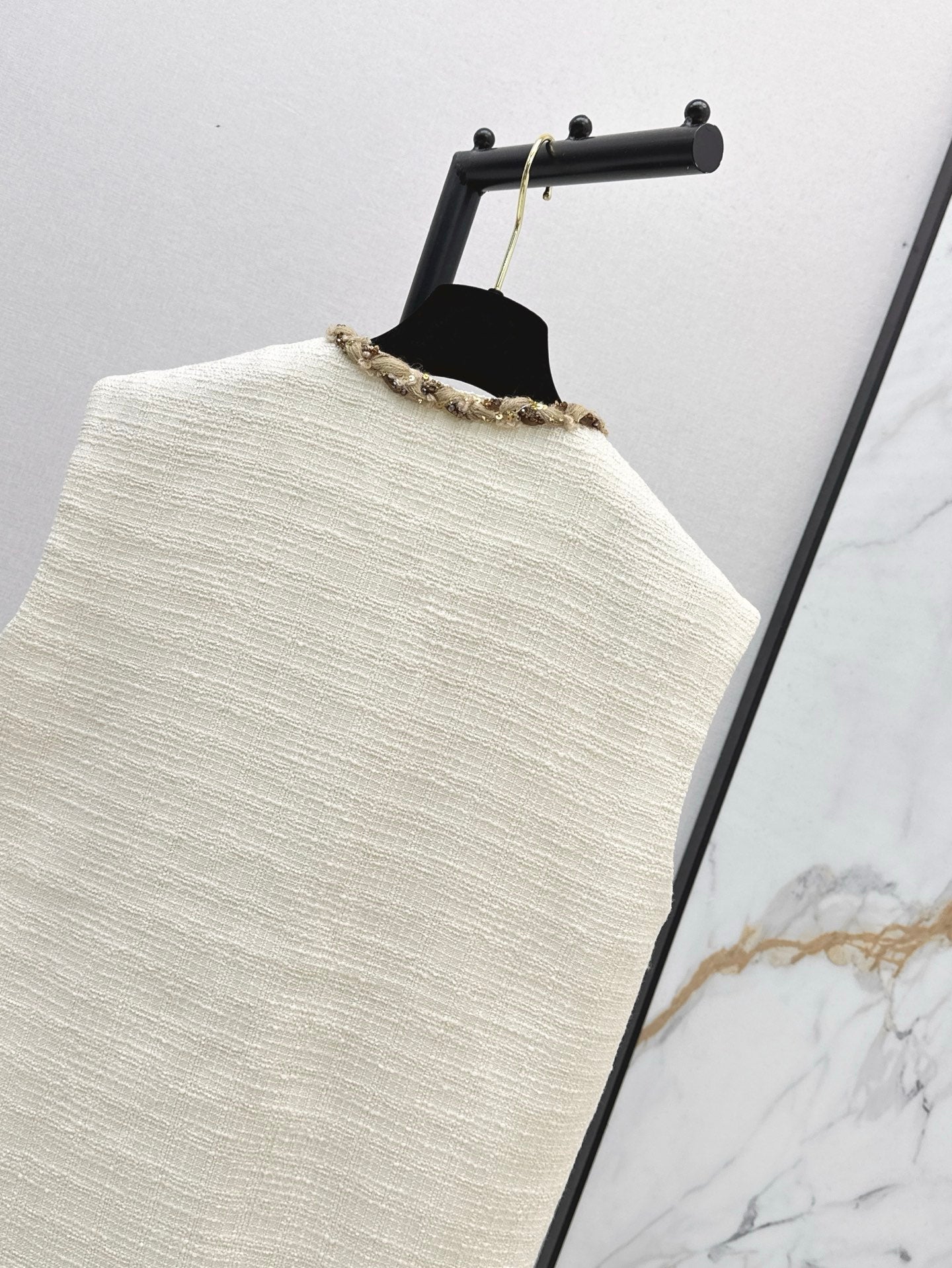 Chan 25ss woven vest