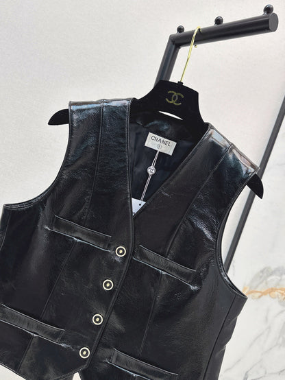 Chan 25fw leather vest