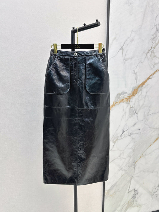 Chan 25fw leather skirt