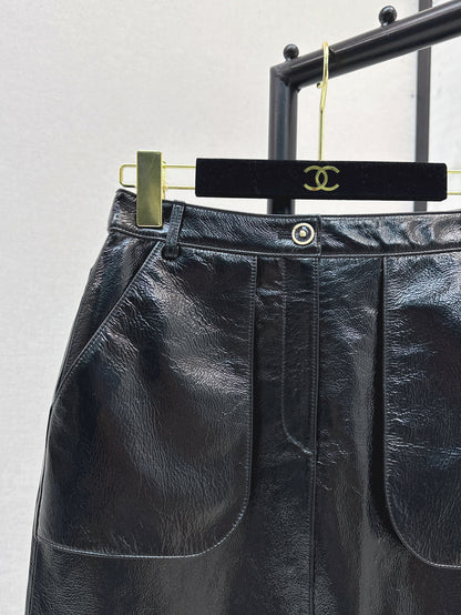 Chan 25fw leather skirt