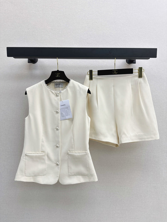 Chan 25ss beaded suit