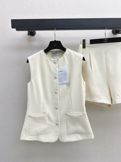 Chan 25ss beaded suit