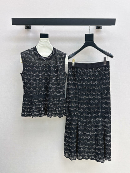 Chan 25ss beaded suit