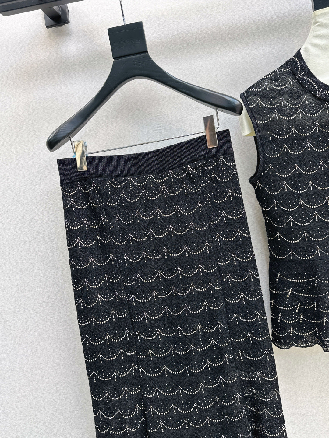 Chan 25ss beaded suit