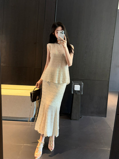 Chan 25ss beaded suit