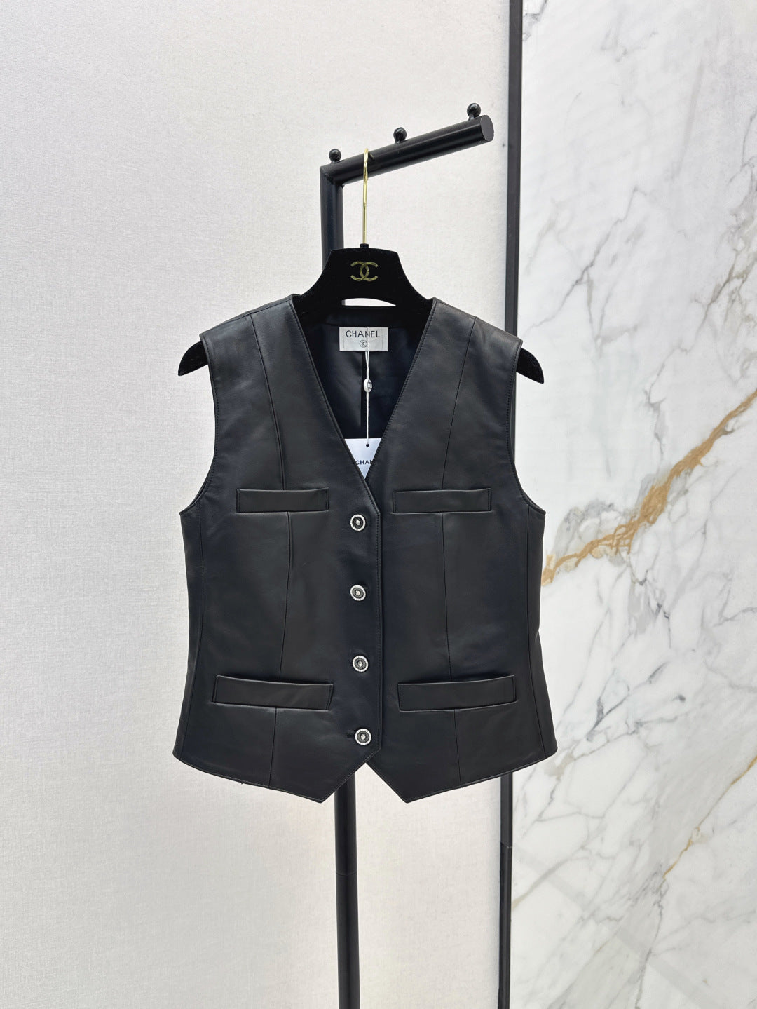 Chan 25fw leather vest