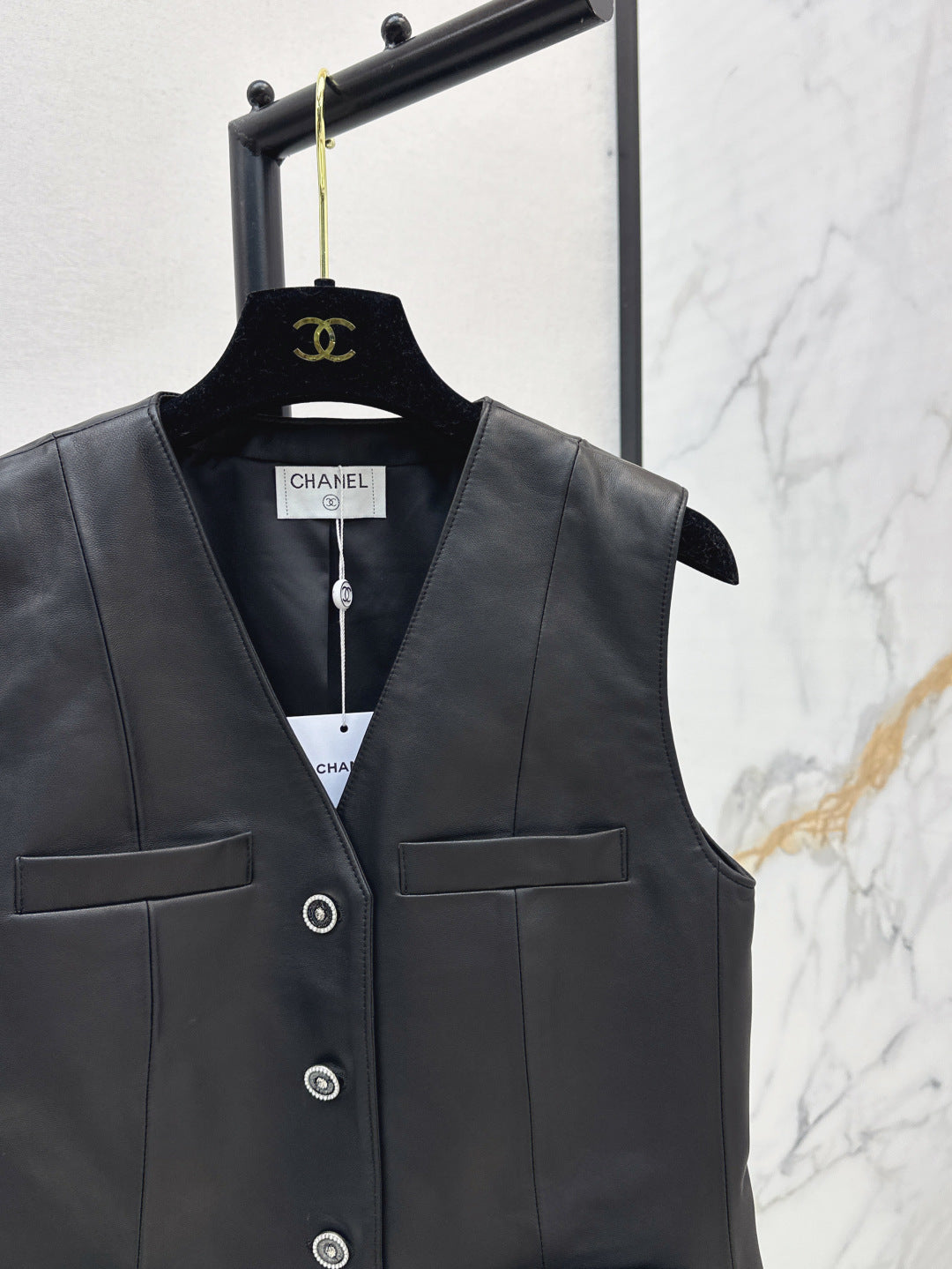Chan 25fw leather vest