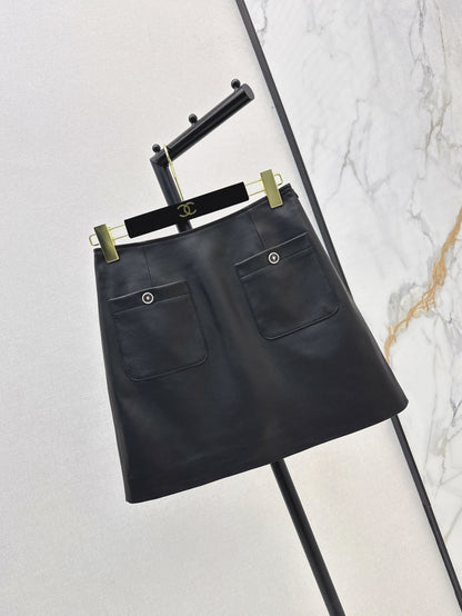 Chan 25fw leather skirt