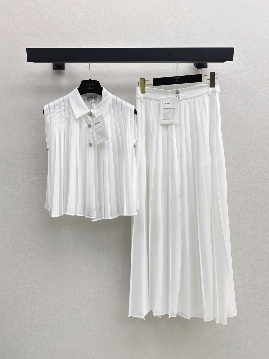 Chan 25ss pleated suit