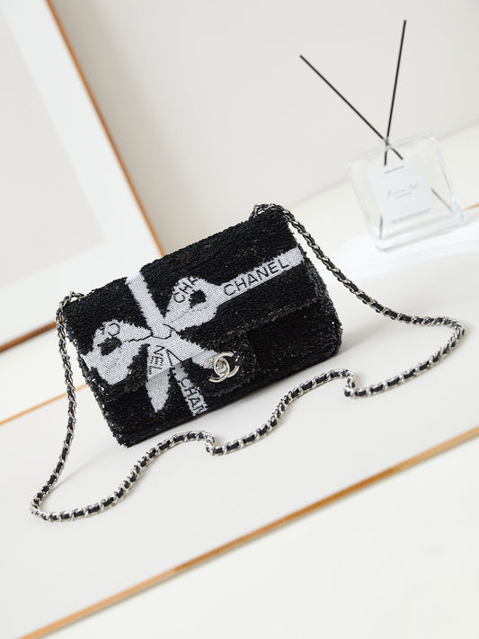 Chan shoulder bag