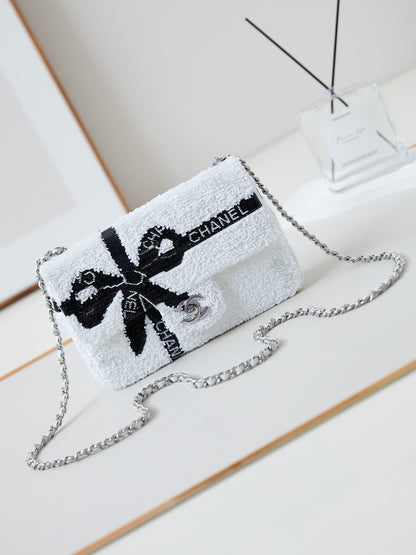 Chan shoulder bag