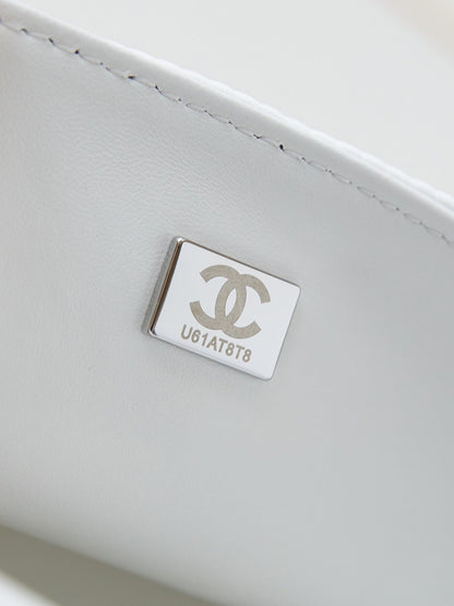 Chan shoulder bag
