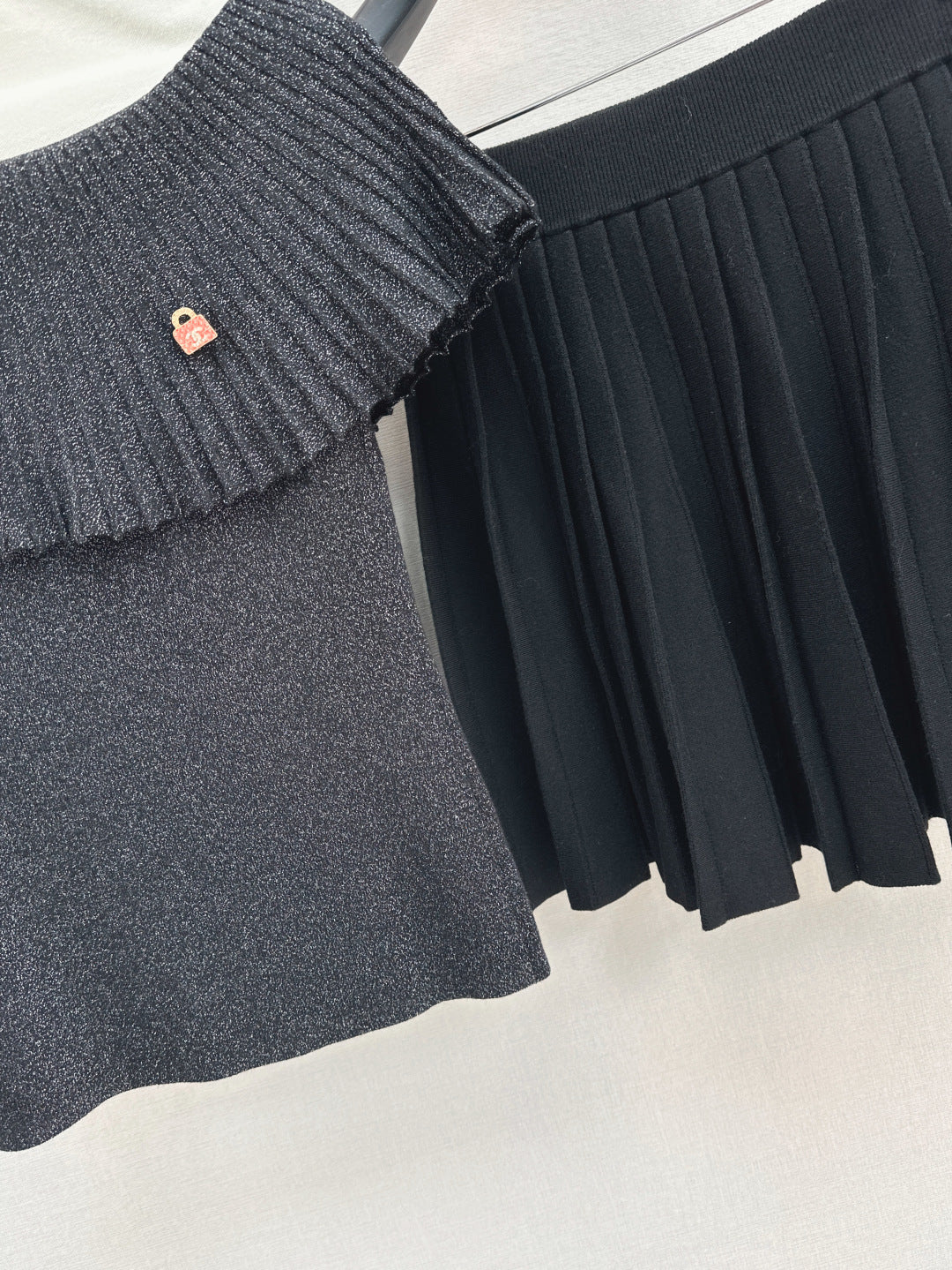 Chan 25fw knitted suit